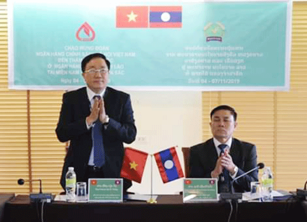 A high-ranking delegation of Vietnam Bank for Social Policies visits and works with the Nayoby Bank - Policy Bank of the Lao People’s Democratic Republic